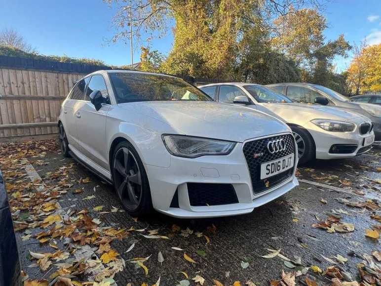 AUDI RS3