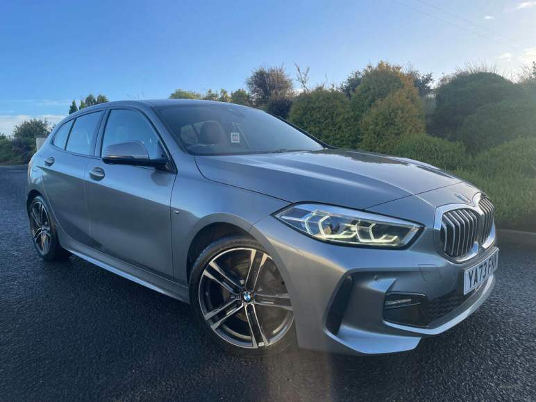 BMW 1 SERIES