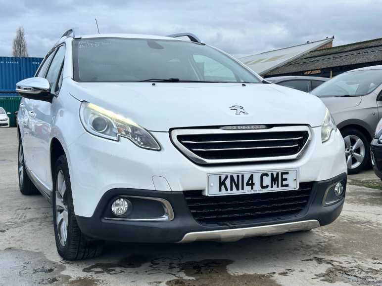 PEUGEOT 2008
