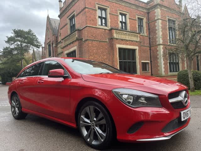 MERCEDES-BENZ CLA