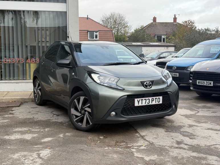 TOYOTA AYGO X