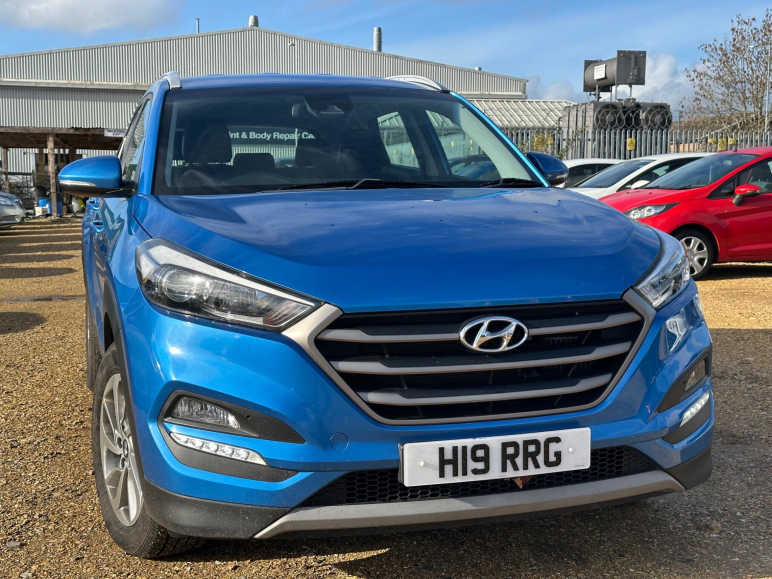 HYUNDAI TUCSON