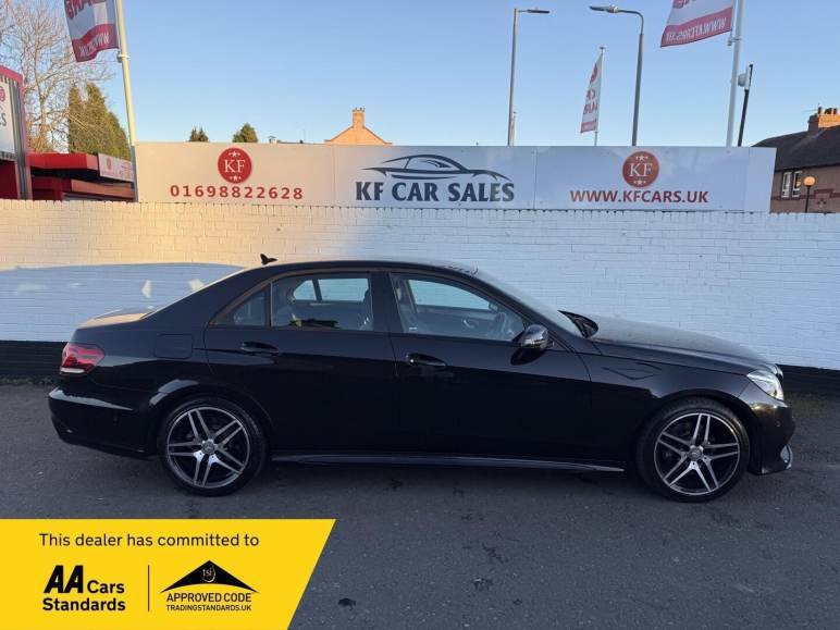 MERCEDES-BENZ E CLASS