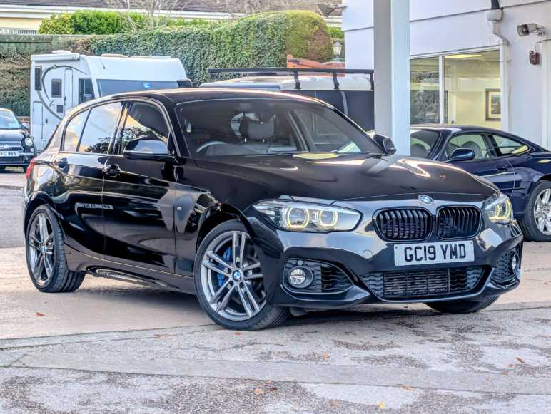 BMW 1 SERIES