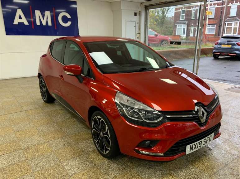 RENAULT CLIO