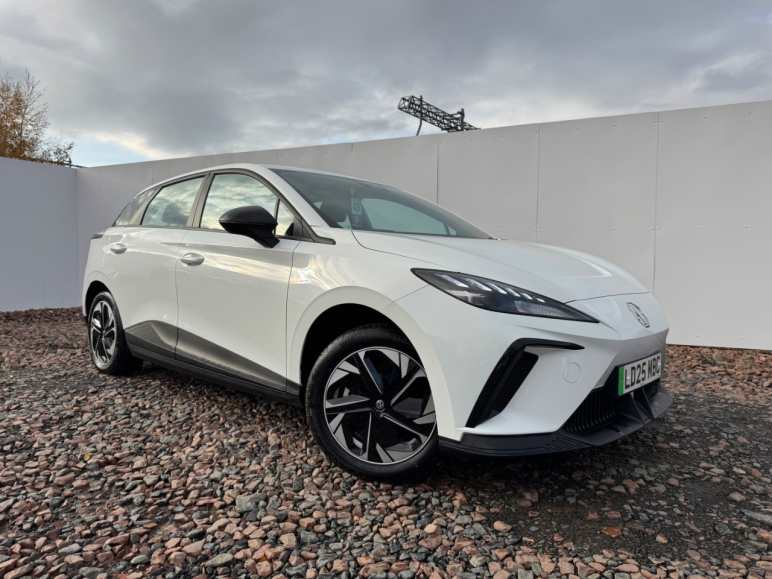 MG MOTOR UK MG4
