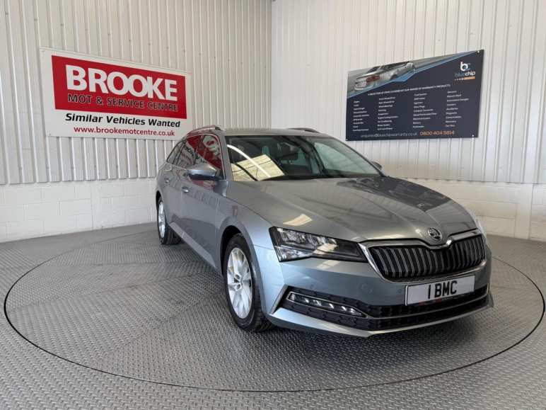 SKODA SUPERB
