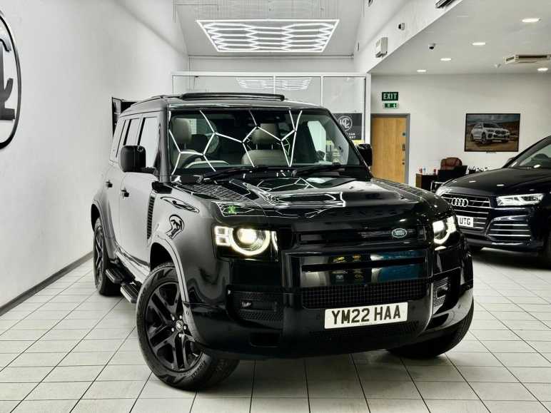 LAND ROVER DEFENDER