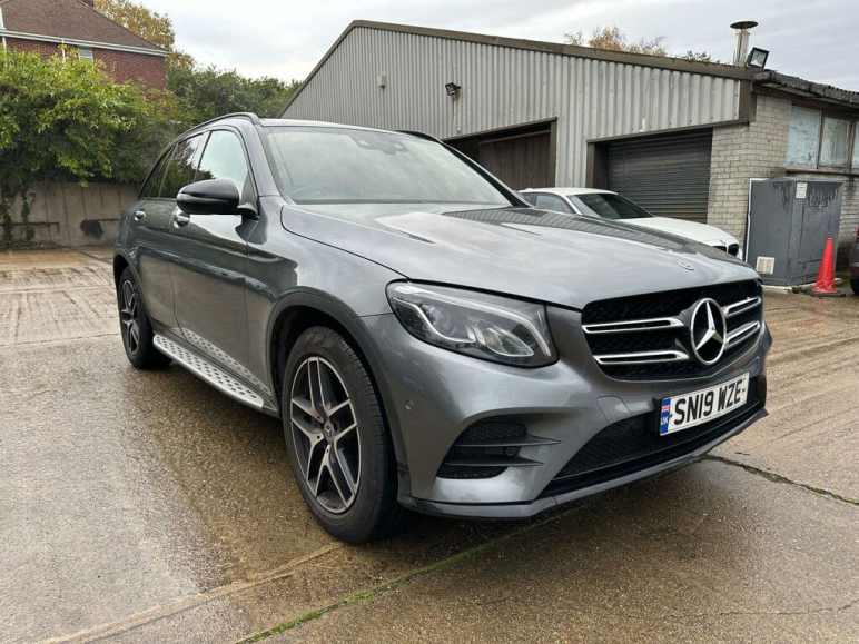 MERCEDES-BENZ GLC