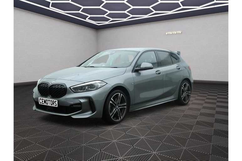 BMW 1 SERIES