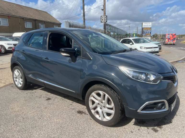 RENAULT CAPTUR