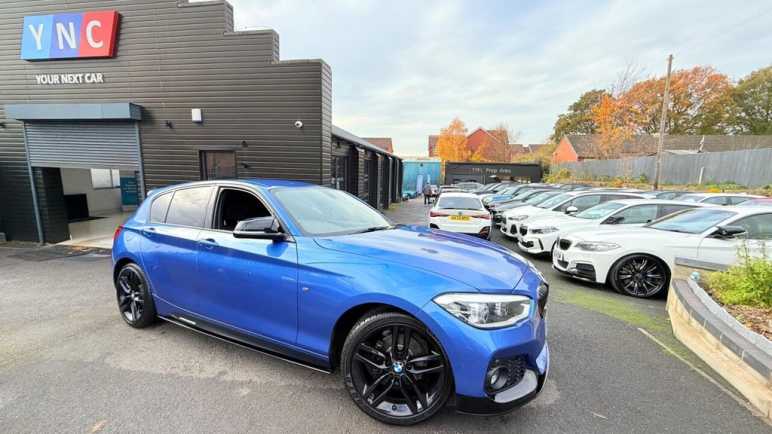 BMW 1 SERIES