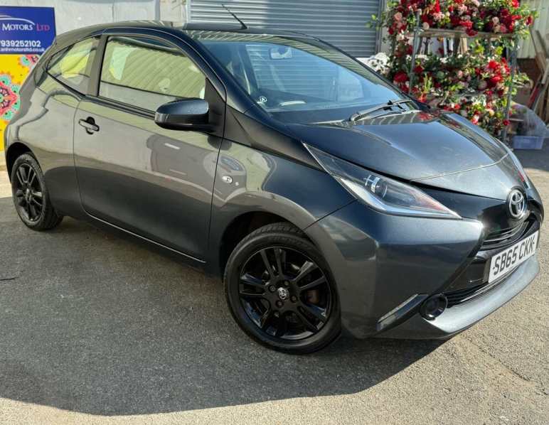 TOYOTA AYGO