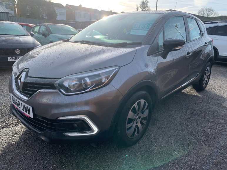 RENAULT CAPTUR