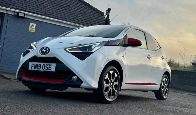 TOYOTA AYGO