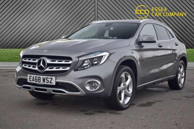 MERCEDES-BENZ GLA