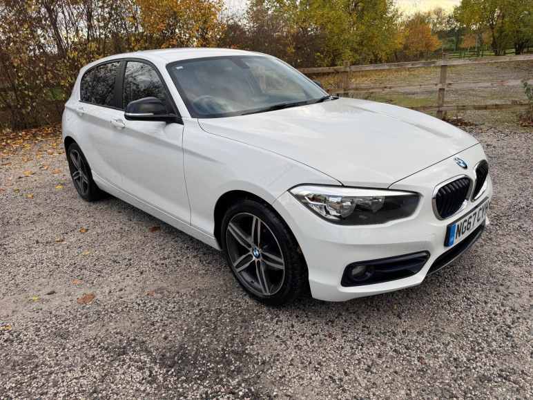 BMW 1 SERIES