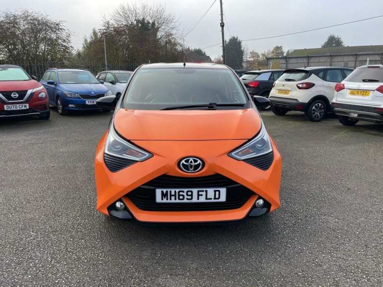 TOYOTA AYGO