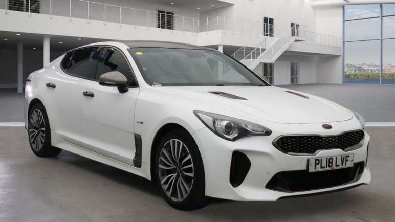 KIA STINGER