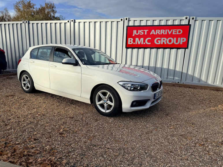 BMW 1 SERIES