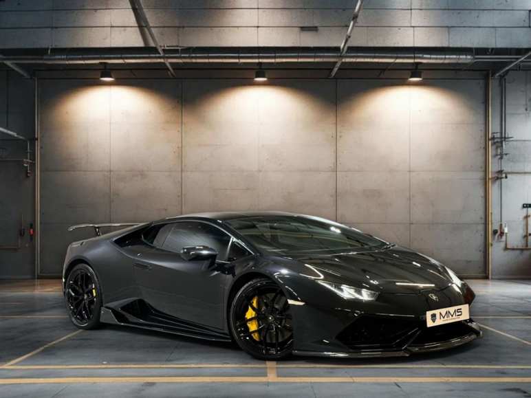 LAMBORGHINI HURACAN