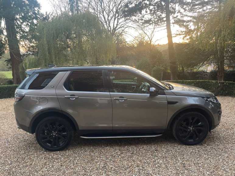 LAND ROVER DISCOVERY SPORT
