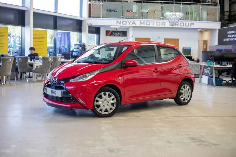 TOYOTA AYGO