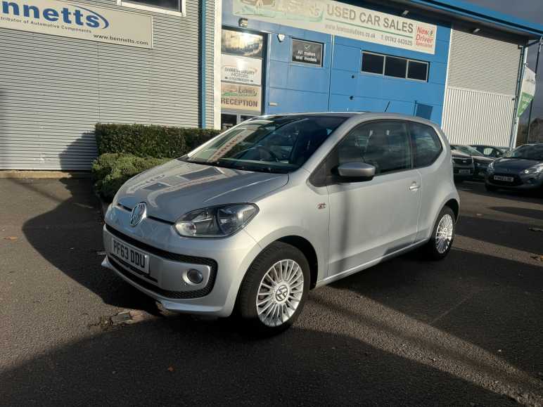VOLKSWAGEN UP
