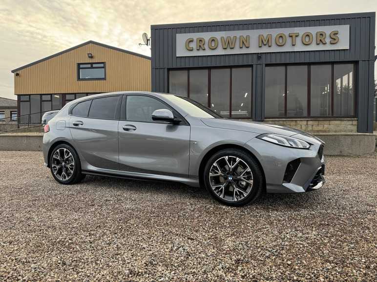 BMW 1 SERIES