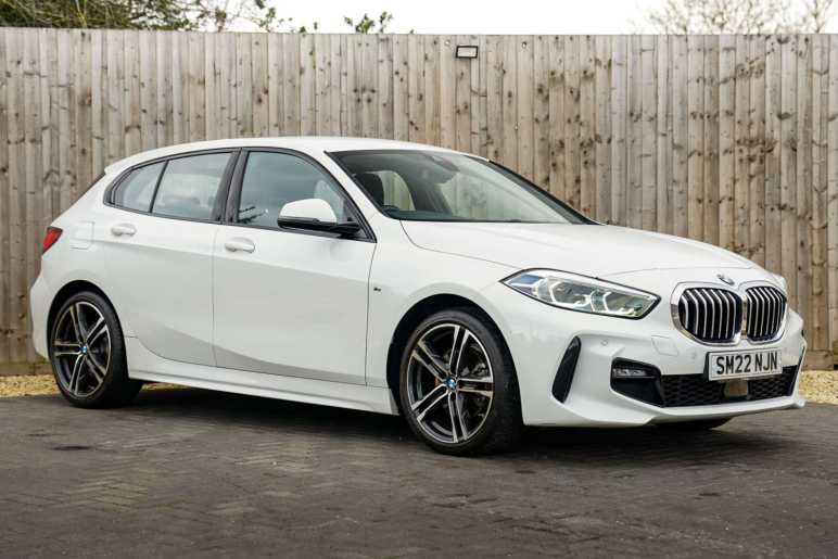 BMW 1 SERIES