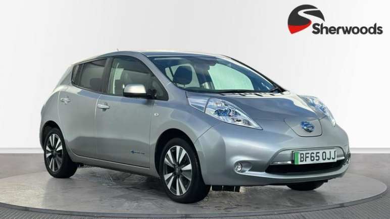 NISSAN LEAF