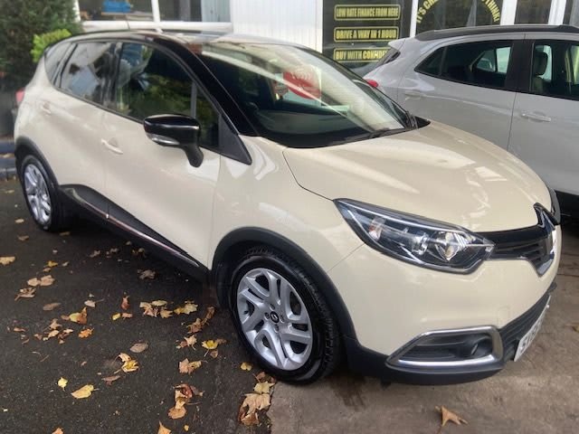 RENAULT CAPTUR