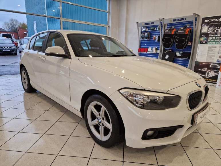 BMW 1 SERIES