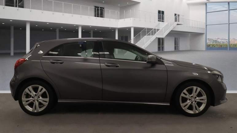 MERCEDES-BENZ A CLASS