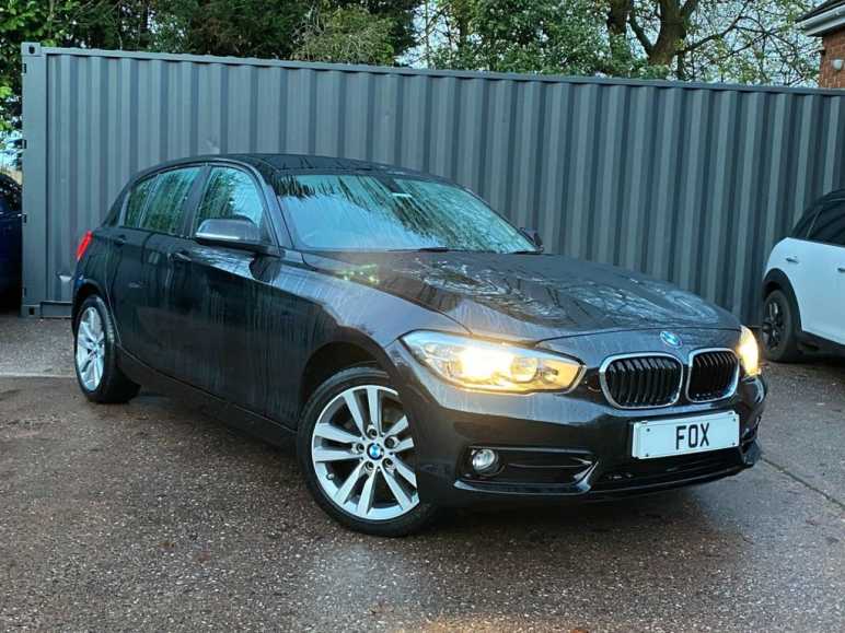 BMW 1 SERIES