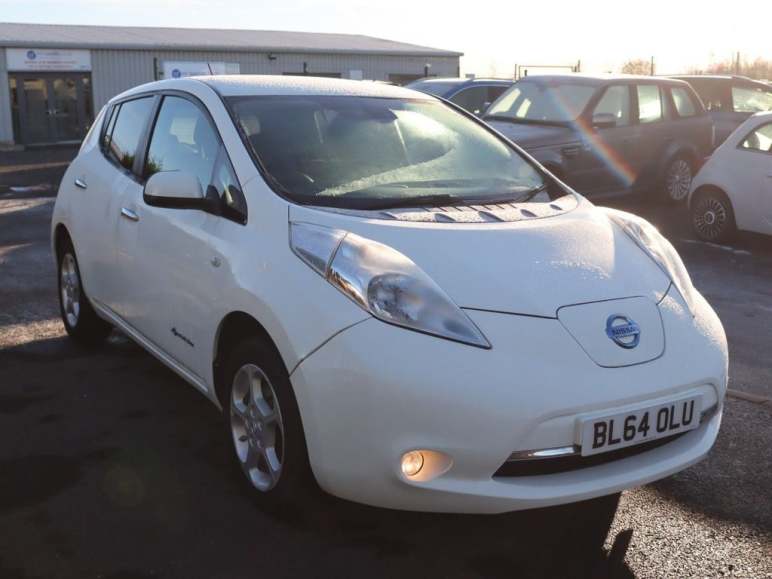 NISSAN LEAF