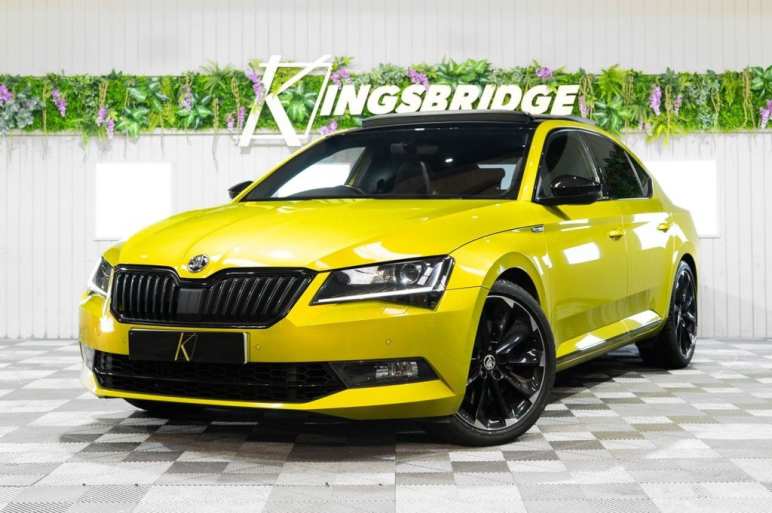 SKODA SUPERB