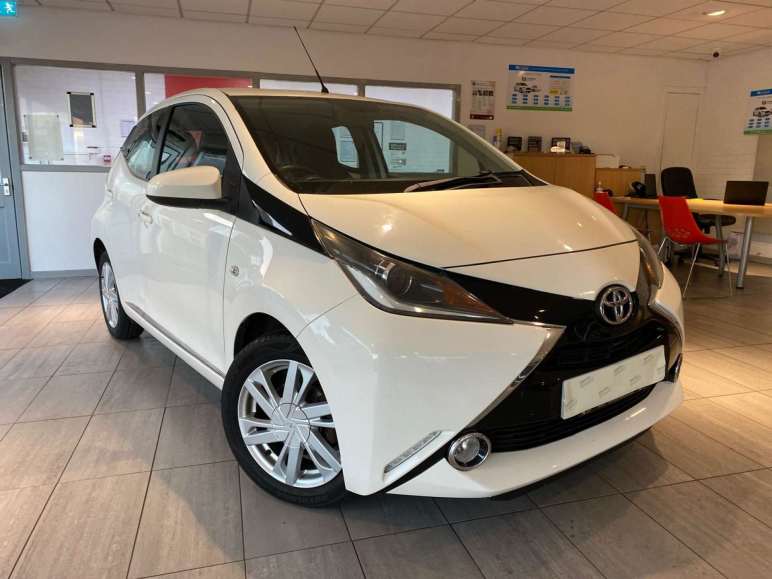 TOYOTA AYGO