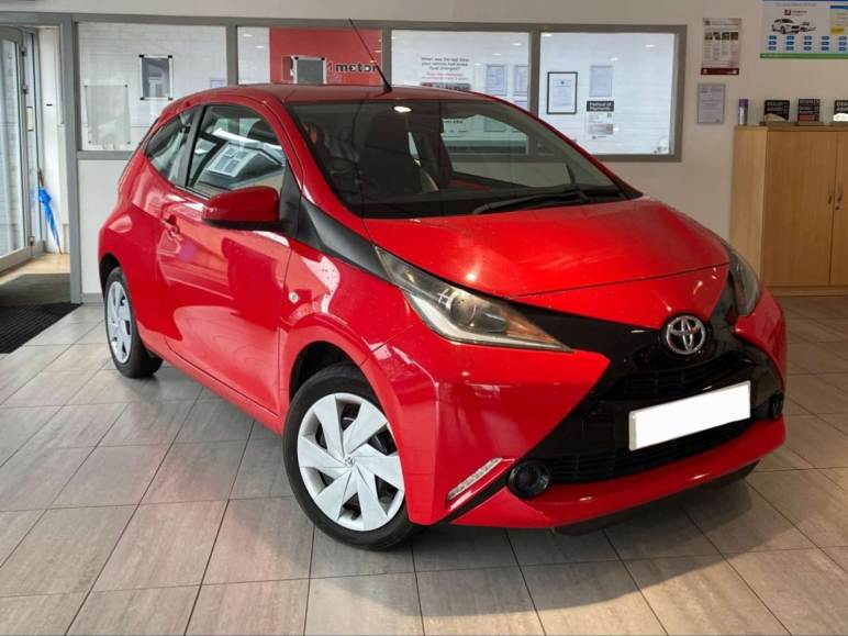 TOYOTA AYGO