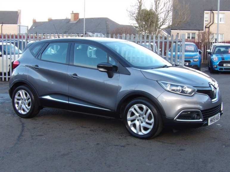 RENAULT CAPTUR