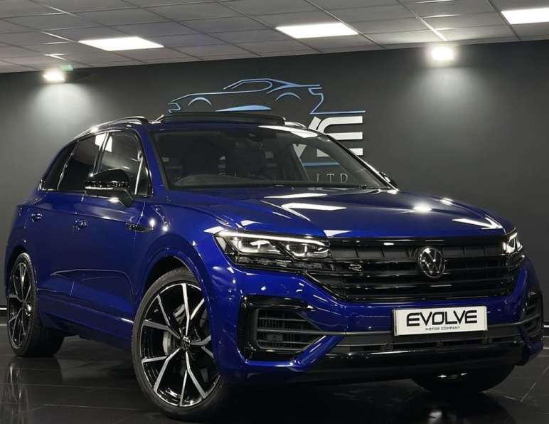 VOLKSWAGEN TOUAREG