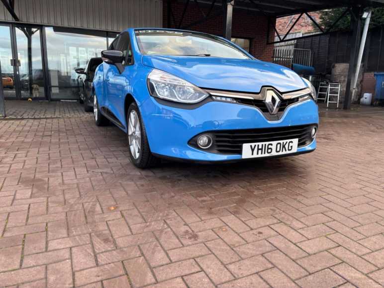RENAULT CLIO