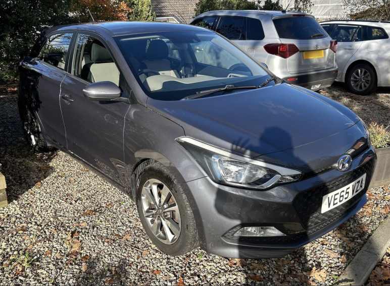 HYUNDAI I20