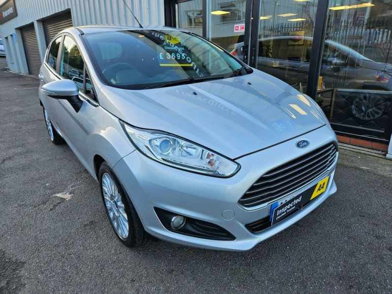 FORD FIESTA