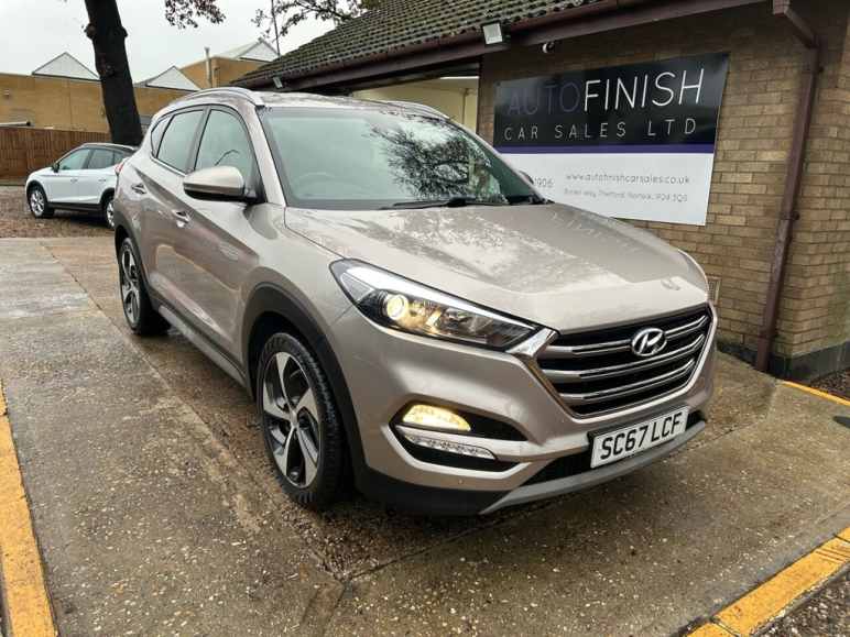 HYUNDAI TUCSON