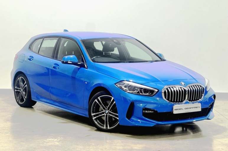 BMW 1 SERIES