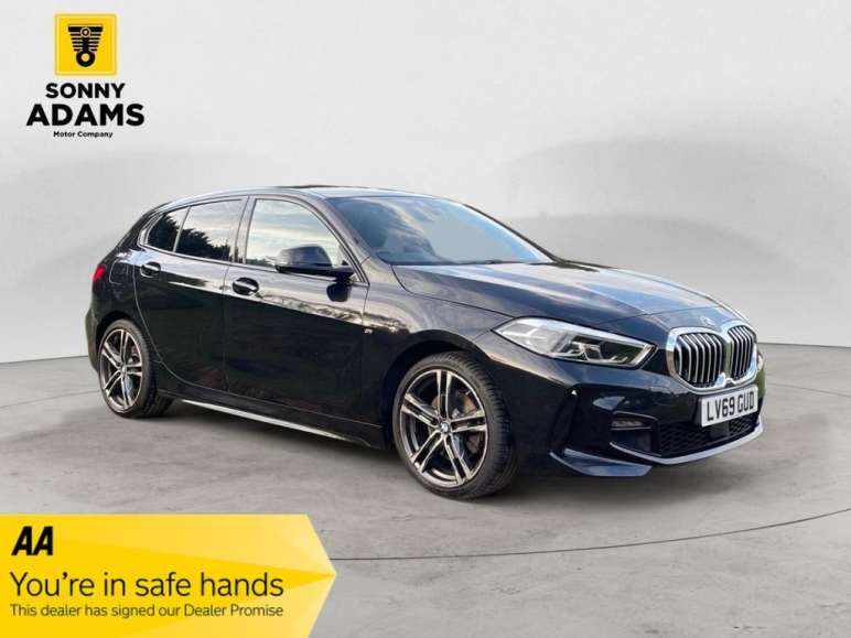 BMW 1 SERIES
