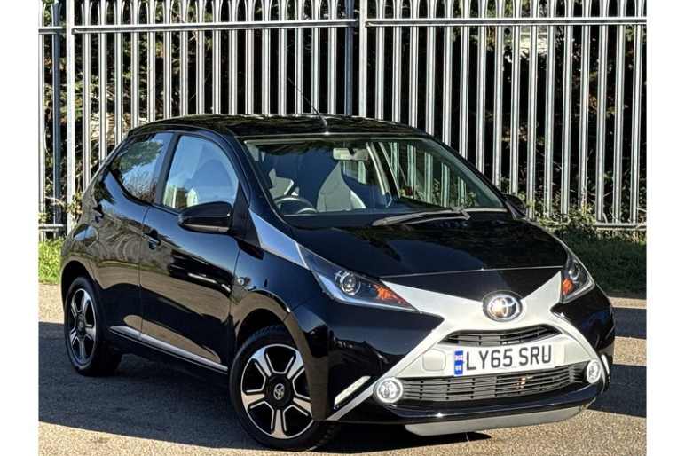 TOYOTA AYGO