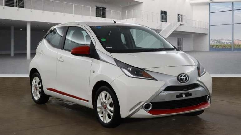 TOYOTA AYGO