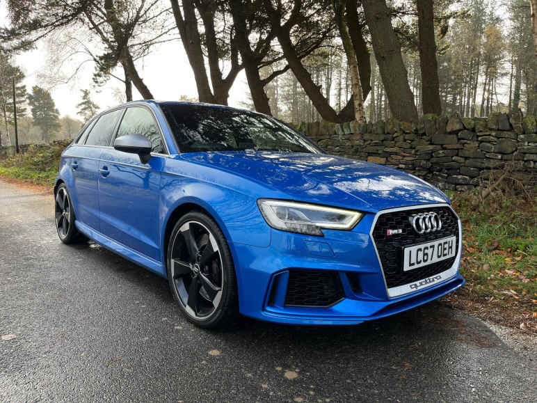 AUDI RS3